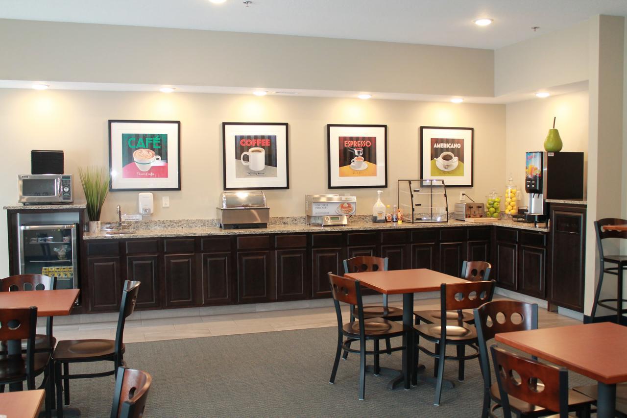 Brookstone & - Hotel Emmetsburg